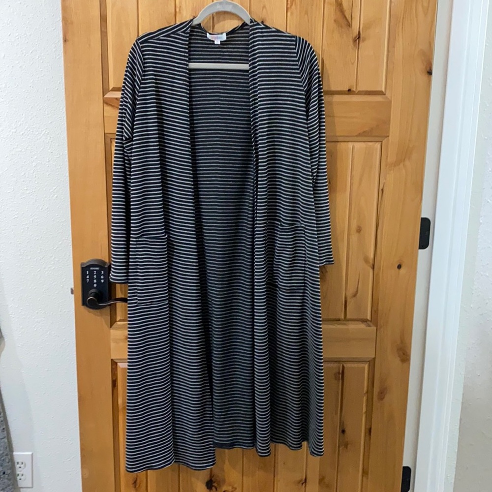 LuLaRoe Sarah duster cardigan M